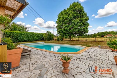 /international/fr/roanne-pays-de-la-loire-310101154636/?lang=en