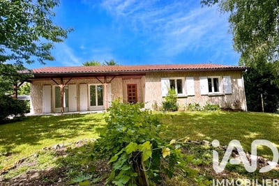 /international/fr/barbezieux-saint-hilaire-charente-310108728503/