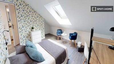 /international/fr/lille-calais-310108558150/