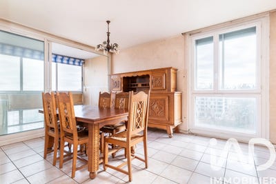 /international/fr/bron-rhone-310106388217/