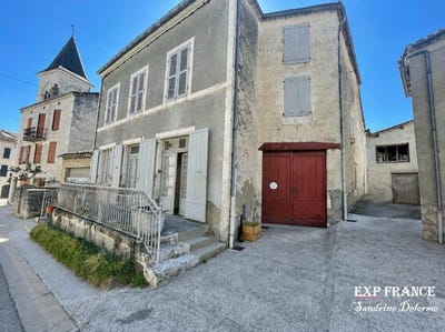 /international/fr/montcuq-en-quercy-blanc-midi-pyrenees-310119599958/