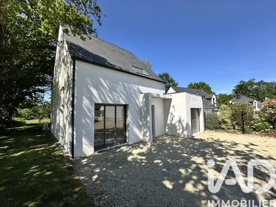 /international/fr/sarzeau-brittany-310107587353/