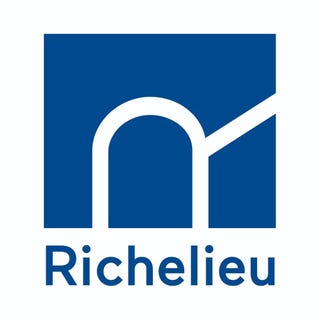 /international/fr/versailles-ile-de-france-310105235885/