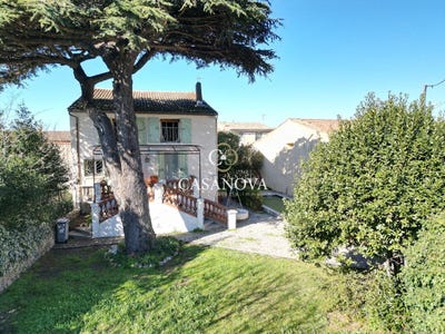 /international/fr/pezenas-languedoc-roussillon-310101472672/?lang=id
