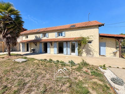 /international/fr/larreule-midi-pyrenees-310110352730/