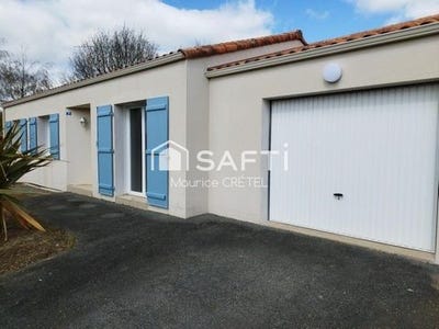 /international/fr/vendrennes-pays-de-la-loire-310106797486/