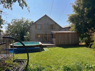 /international/fr/jugeals-nazareth-limousin-310119575253/