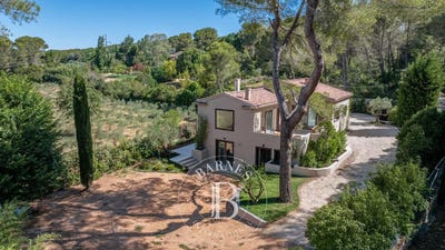 /international/fr/aix-en-provence-provence-alpes-cote-d-azur-310101186584/?lang=pt