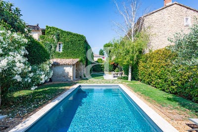 /international/fr/saint-didier-provence-alpes-cote-d-azur-310109176912/