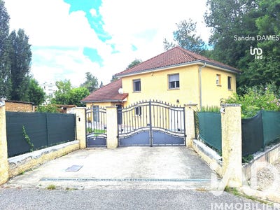 /international/fr/le-pont-de-beauvoisin-rhone-310105429195/