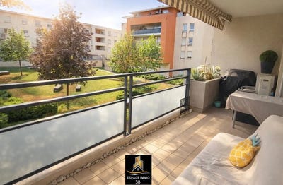 /international/fr/rue-albert-londres-echirolles-rhone-310107300342/