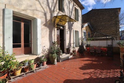 /international/fr/magalas-languedoc-roussillon-310108527099/