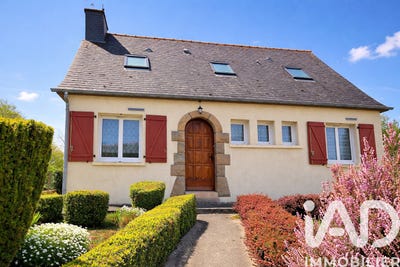 /international/fr/plouguenast-brittany-310107370955/