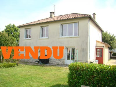 /international/fr/gencay-charente-120093191359/