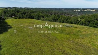 /international/fr/saint-leon-sur-vezere-aquitaine-310107648467/