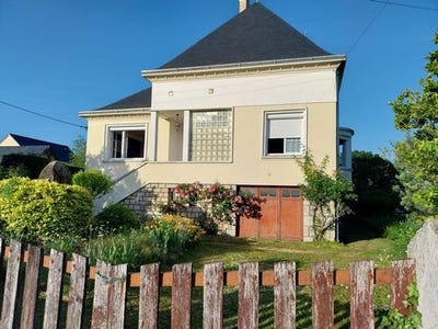 /international/fr/mezangers-pays-de-la-loire-310108289897/