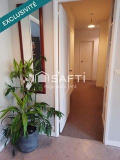 /international/fr/laval-pays-de-la-loire-310105791480/
