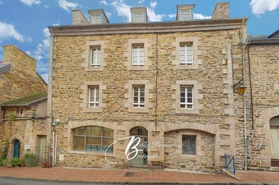 /international/fr/treguier-brittany-310104922118/
