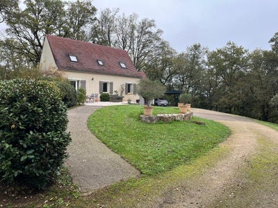 /international/fr/saint-cirq-lapopie-midi-pyrenees-310109020242/?lang=th