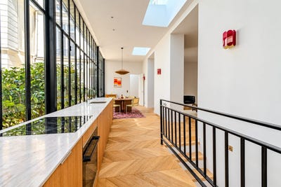 /international/fr/paris-1-ile-de-france-310120543637/