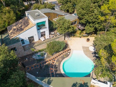 /international/fr/castries-languedoc-roussillon-310110054558/