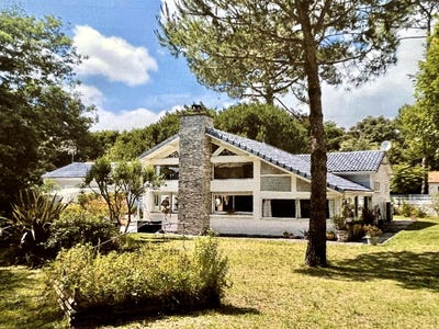/international/fr/saint-palais-sur-mer-charente-310099918734/