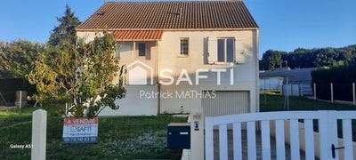 /international/fr/villeneuve-sur-yonne-burgundy-310102460651/