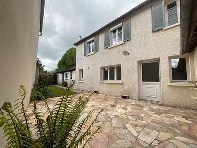 /international/fr/pacy-sur-eure-upper-normandy-120097795125/?lang=it