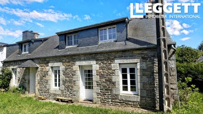 /international/fr/bourbriac-brittany-310107675487/