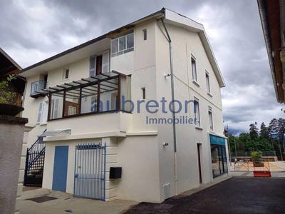 /international/fr/rives-rhone-310097271520/