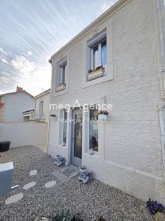 /international/fr/saint-savinien-charente-310106359124/