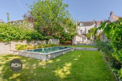 /international/fr/montfort-l-amaury-ile-de-france-310106938699/