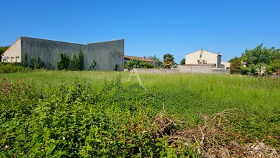 /international/fr/saint-froult-charente-310108483503/