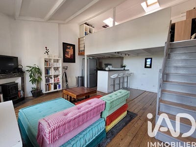 /international/fr/la-rochelle-franche-comte-310103605653/