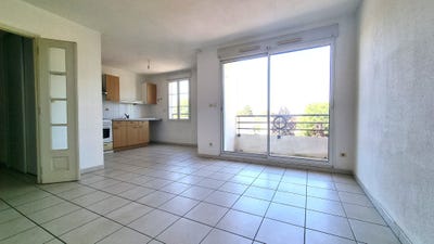 /international/fr/saint-yrieix-sur-charente-charente-310100233863/