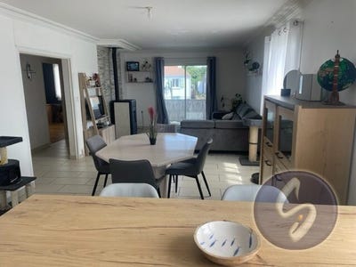 /international/fr/bouaye-pays-de-la-loire-310097818038/