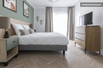 /international/fr/chartres-centre-val-de-loire-310107009158/