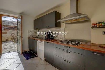 /international/fr/lescure-d-albigeois-midi-pyrenees-310107221808/