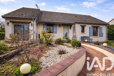 /international/fr/tremblay-les-villages-centre-val-de-loire-310106577437/
