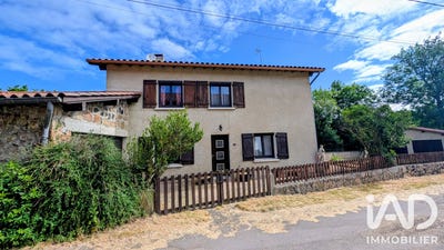 /international/fr/chaspinhac-auvergne-310108989532/
