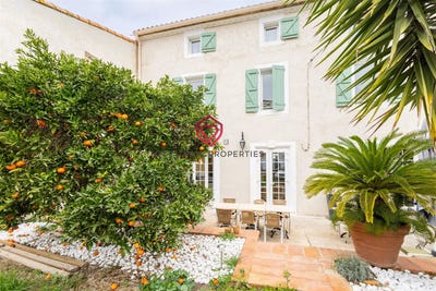 /international/fr/ornaisons-languedoc-roussillon-310106220134/