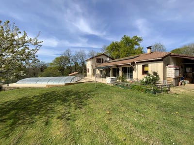 /international/fr/gramat-midi-pyrenees-310102183980/