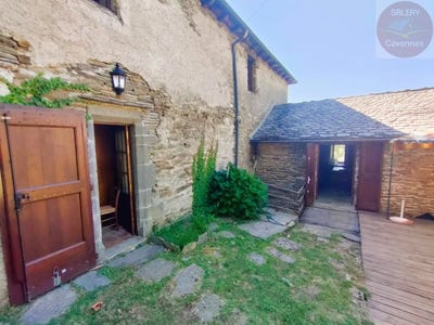 /international/fr/saint-germain-de-calberte-languedoc-roussillon-120088718463/