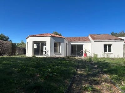 /international/fr/commequiers-pays-de-la-loire-310102440615/