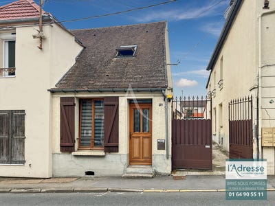 /international/fr/saint-arnoult-en-yvelines-ile-de-france-310107470000/