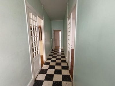 /international/fr/bourgueil-centre-val-de-loire-310105969406/