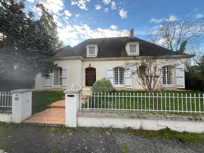 /international/fr/villeneuve-sur-lot-aquitaine-310108292443/
