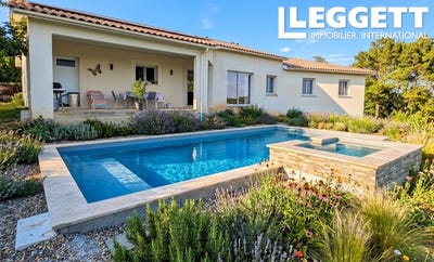 /international/fr/puch-d-agenais-aquitaine-310104078167/