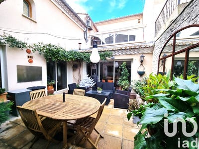 /international/fr/aigues-mortes-languedoc-roussillon-310107674693/