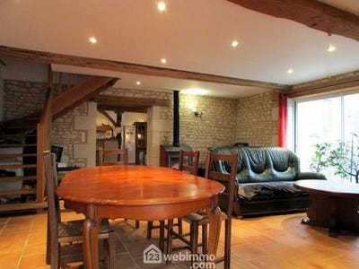 /international/fr/nueil-sous-faye-charente-120091381535/